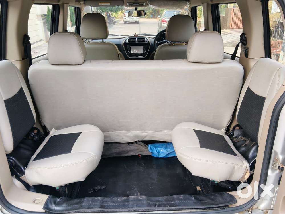Mahindra Tuv 300 T10, 2019, Diesel