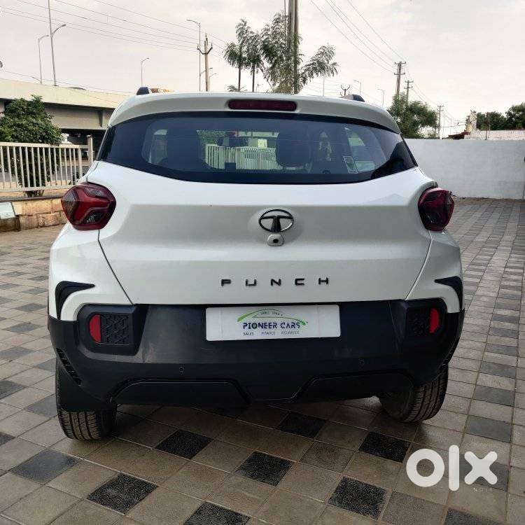 Tata Punch Accomplished Amt, 2022, Petrol