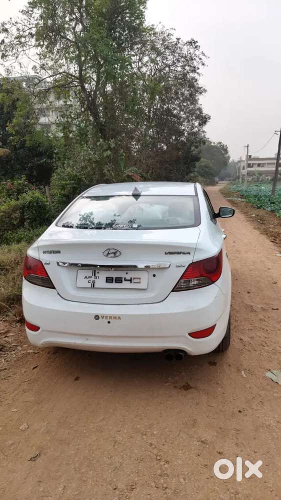 Hyundai Fluidic Verna 2012 Last