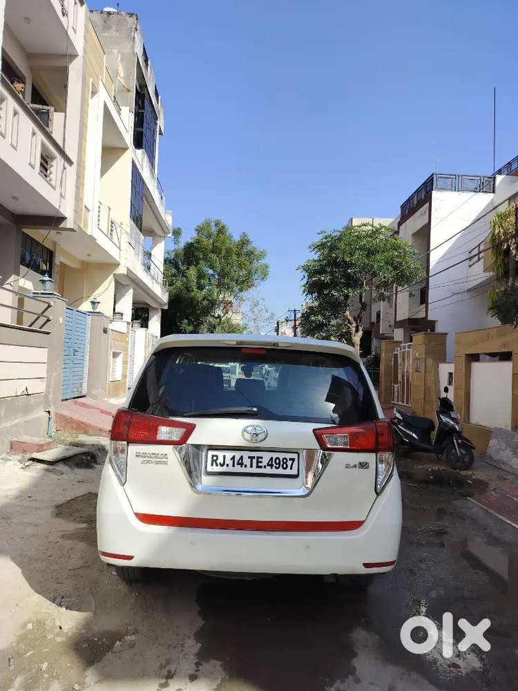 Toyota Innova Crysta 2019