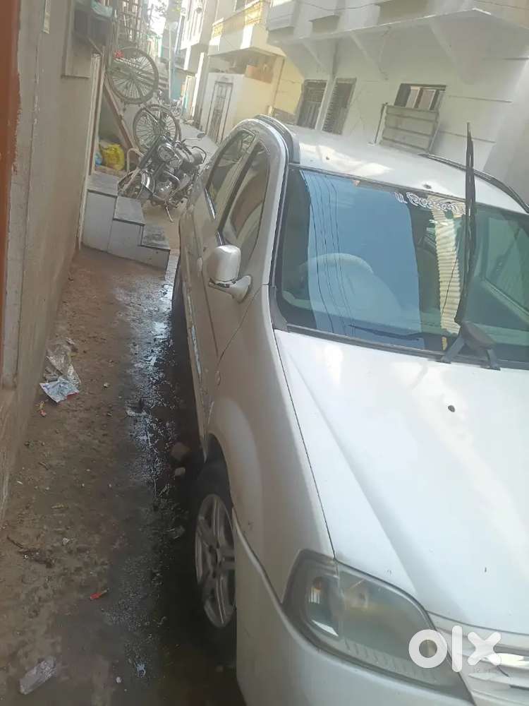 Verito Car Top End Model