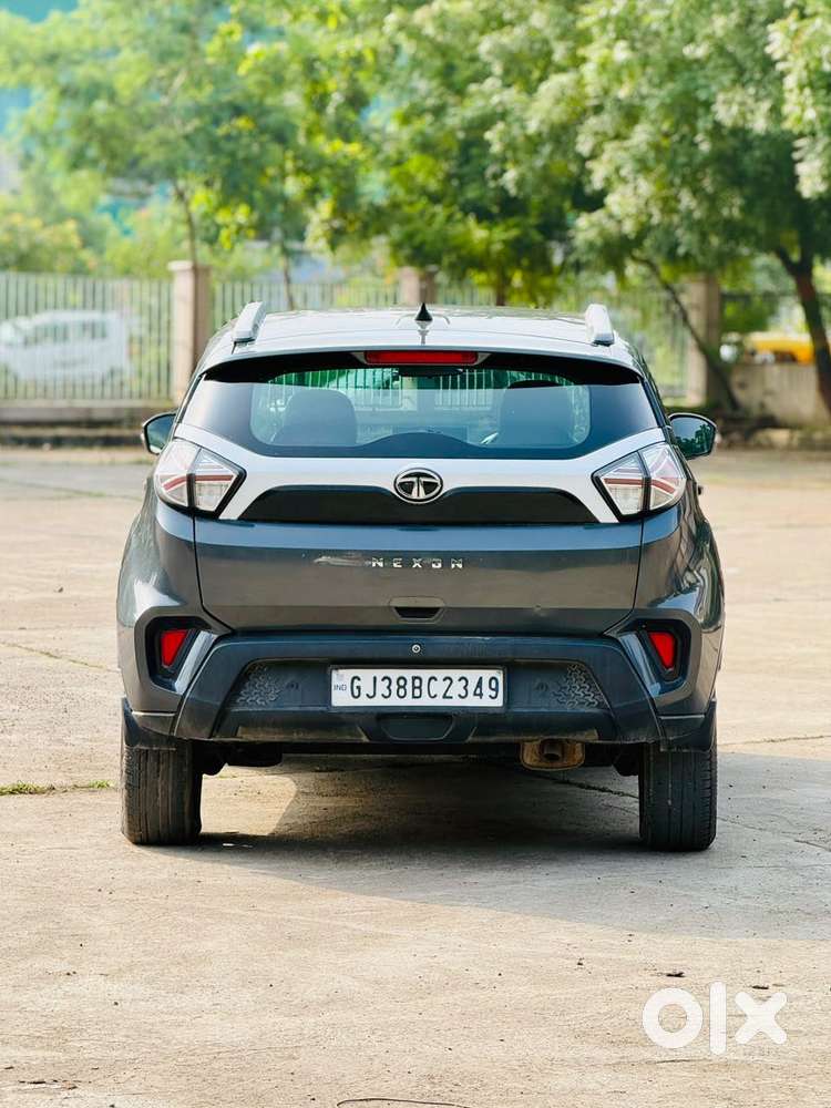 Tata Nexon 1.2 Revotron Xma Amt (s), 2020, Petrol
