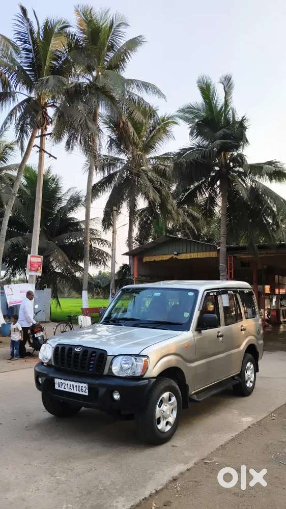 Mahindra Scorpio Classic 2008 Diesel 200000 Km Driven
