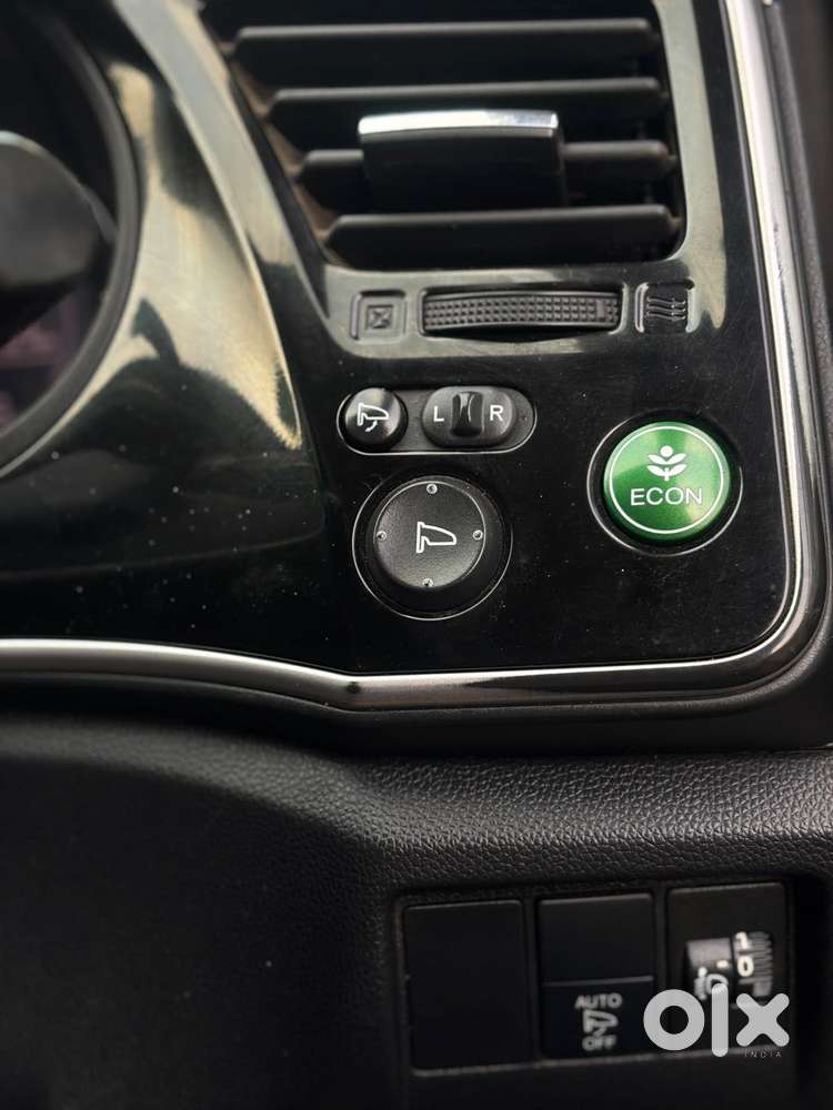 Honda City V At, 2018, Petrol