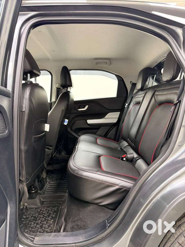Tata Punch 1.2 Revotron Creative Amt Dual Tone, 2022, Petrol