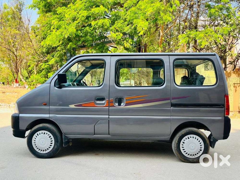 Maruti Suzuki Eeco 7 Seater Standard, 2018, Cng & Hybrids