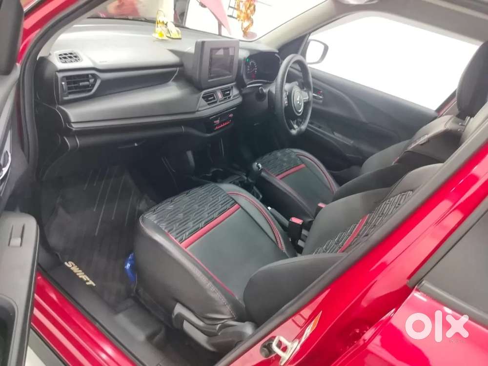 Maruti Suzuki Swift Vxi, 2025, Petrol
