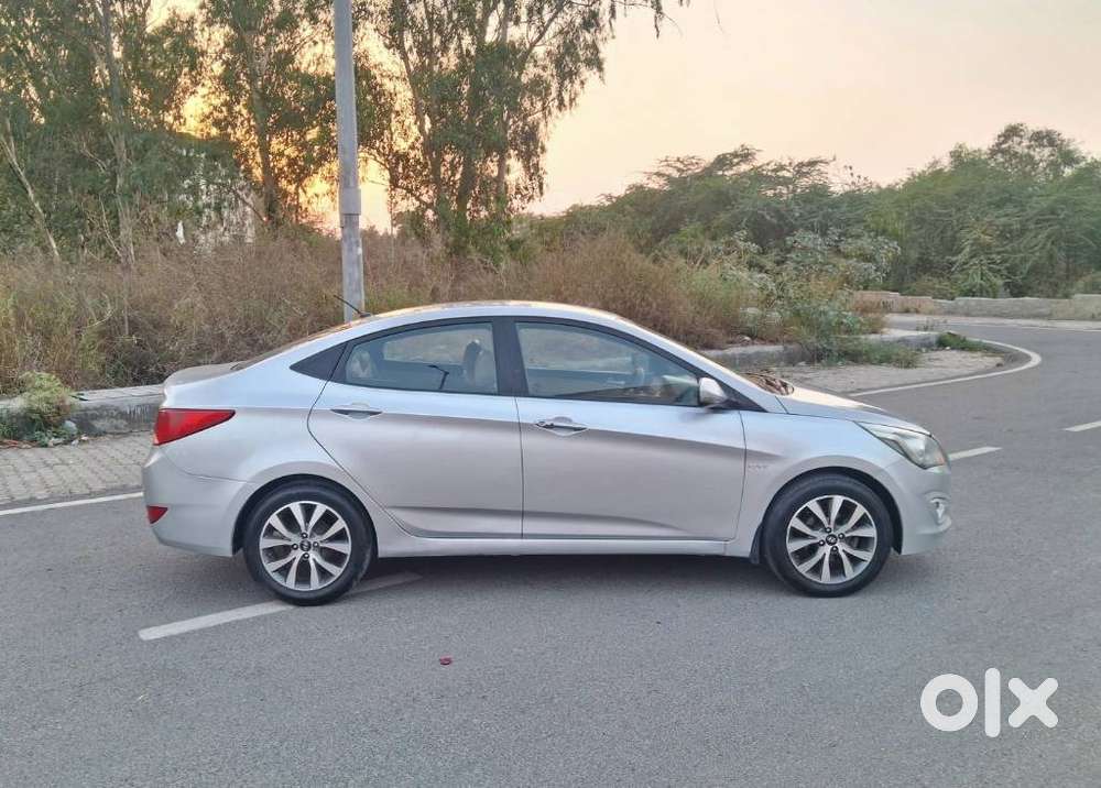 Hyundai Verna Vtvt 1.6 Sx, 2015, Petrol