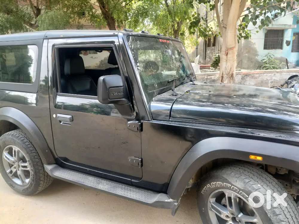 Mahindra Thar.e 2023 Variant Manual