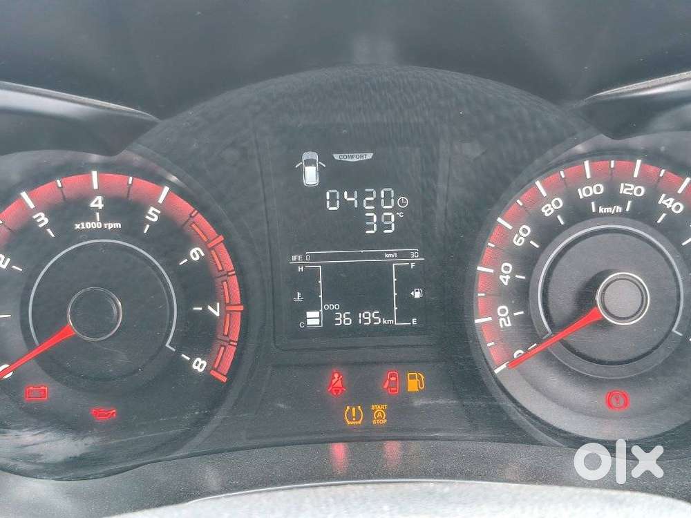 Mahindra Xuv300 W4, 2022, Petrol