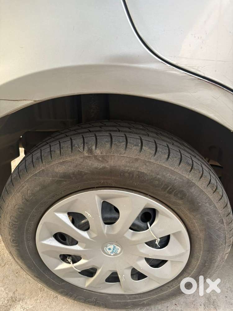 Swift Dzire Petrol 2012