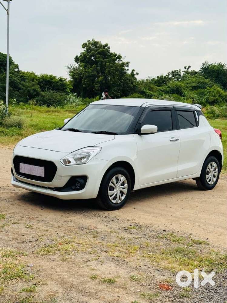 Maruti Suzuki Swift Vxi + Manual, 2021, Petrol