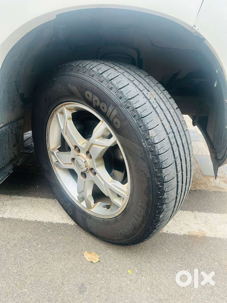 Mahindra Scorpio S10 Diesel 2015