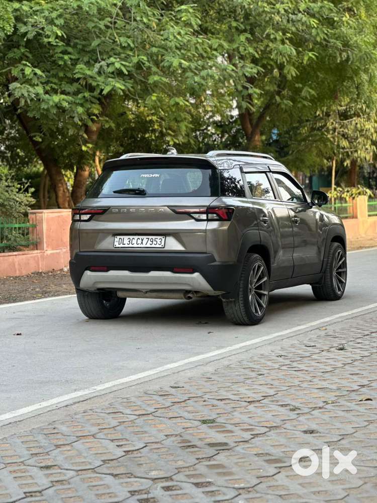 Maruti Suzuki Brezza 1.5 Zxi Smart Hybrid, 2023, Petrol