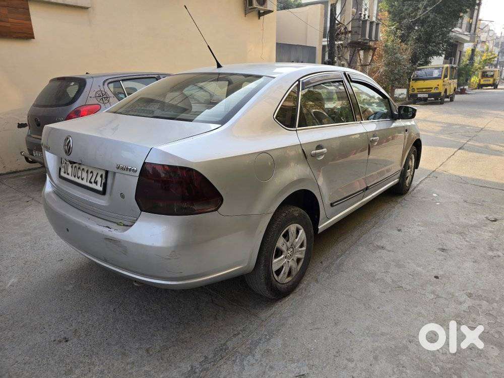Volkswagen Vento 2010-2013 Petrol Highline, 2012, Petrol
