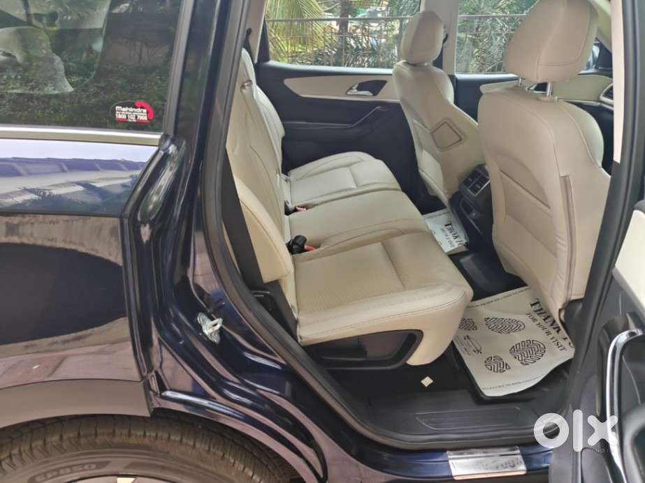 Mahindra Xuv700 2.2 Ax 7 Diesel At Str, 2024, Petrol