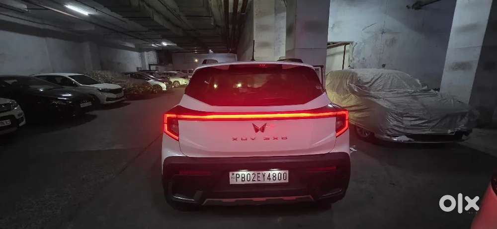 Mahindra Xuv 3xo 2024 Ax5