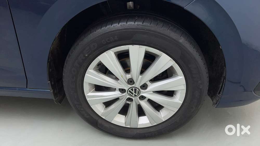 Volkswagen Virtus Highline Plus 1.0 Tsi At, 2023, Petrol