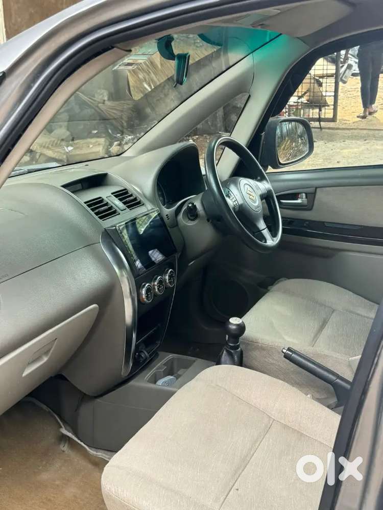 Maruthi Suzuki.  Swift Sx4