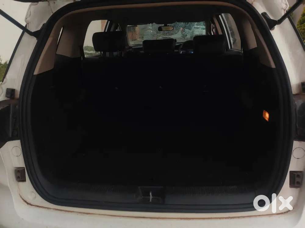 Byd E6 2024 Electric Good Condition