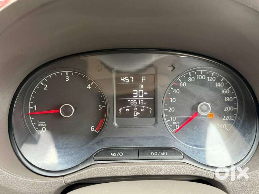 Volkswagen Vento 1.5l Tdi Highline Plus At Diesel, 2015, Diesel
