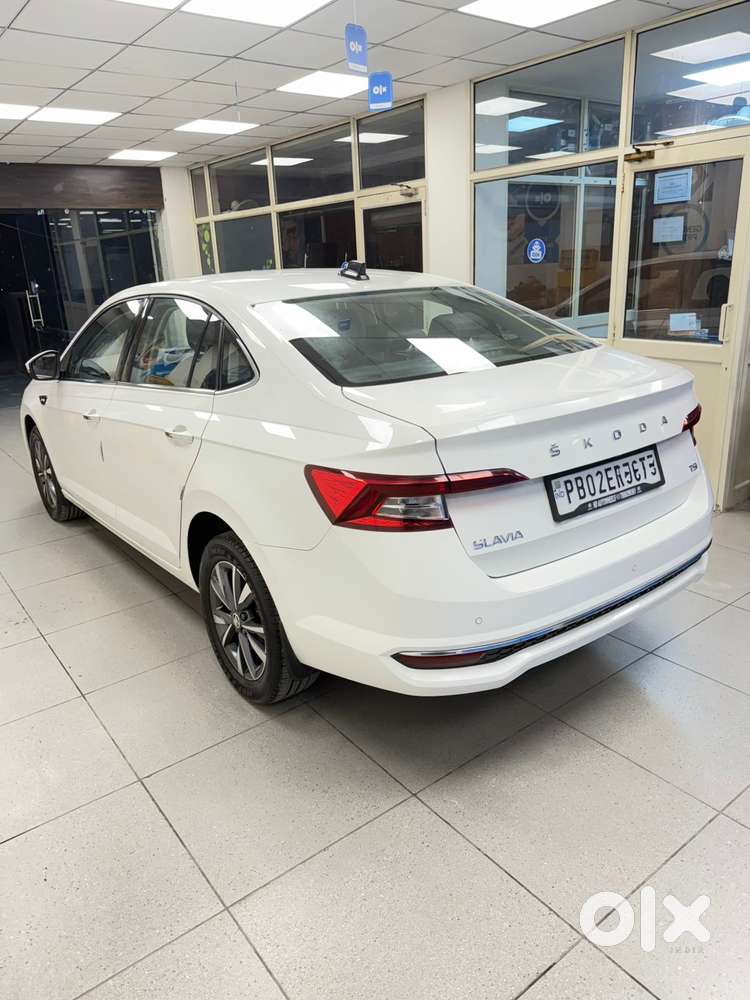 Skoda Slavia 1.5 Tsi Style Dsg, 2023, Petrol