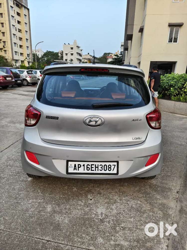 Hyundai Grand I10 2016 Diesel 75600 Km Driven