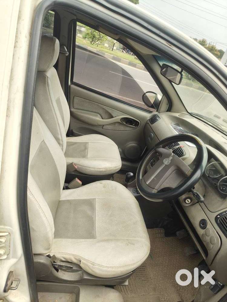 Maruti Suzuki Ertiga Shvs Vdi, 2012, Diesel