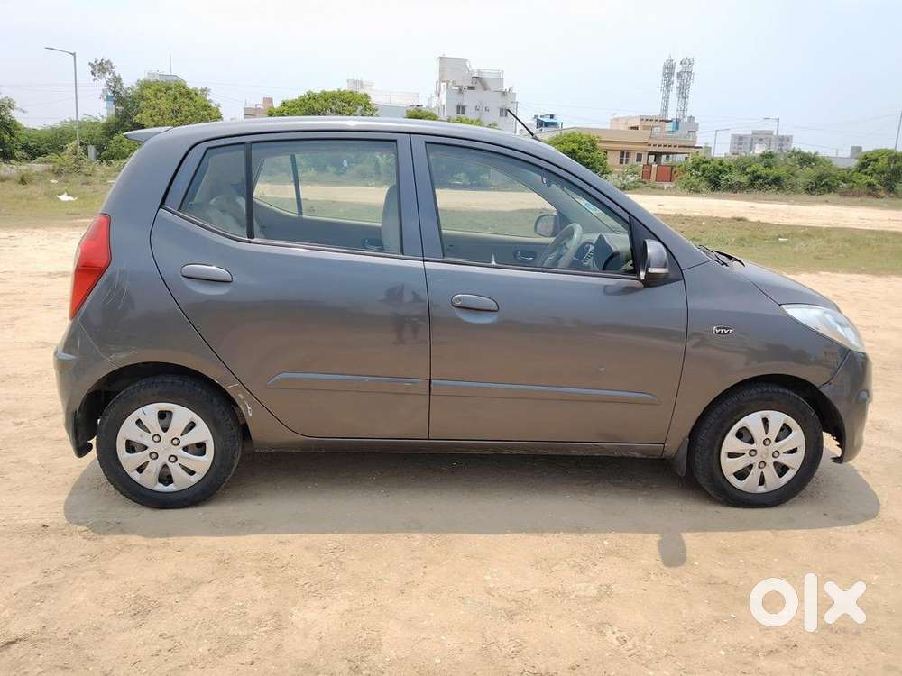 Hyundai I10 2011 Petrol Well Maintained Automatic