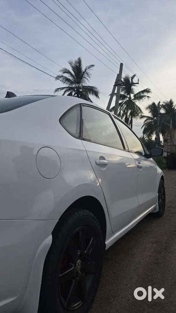 Volkswagen Vento Diesel Highline 2012