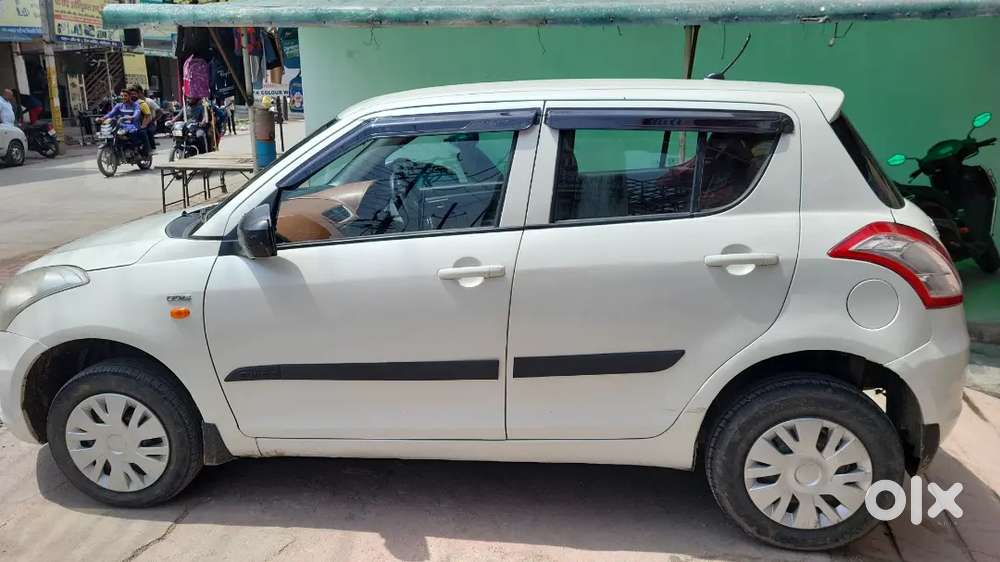 Maruti Suzuki Swift 2015