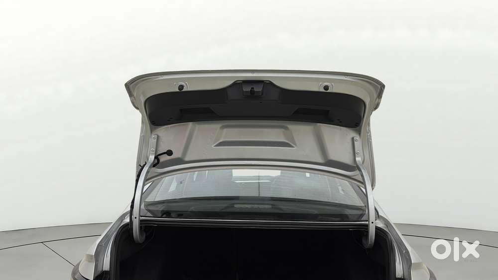 Volkswagen Virtus Topline 1.0 Tsi Mt, 2022, Petrol