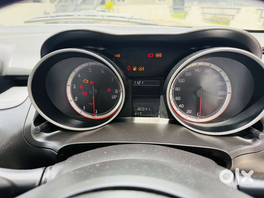 Maruti Suzuki Swift Vxi Optional, 2020, Petrol