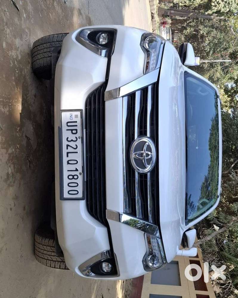 Toyota Fortuner 4x2 At 2.8 Diesel, 2020, Diesel