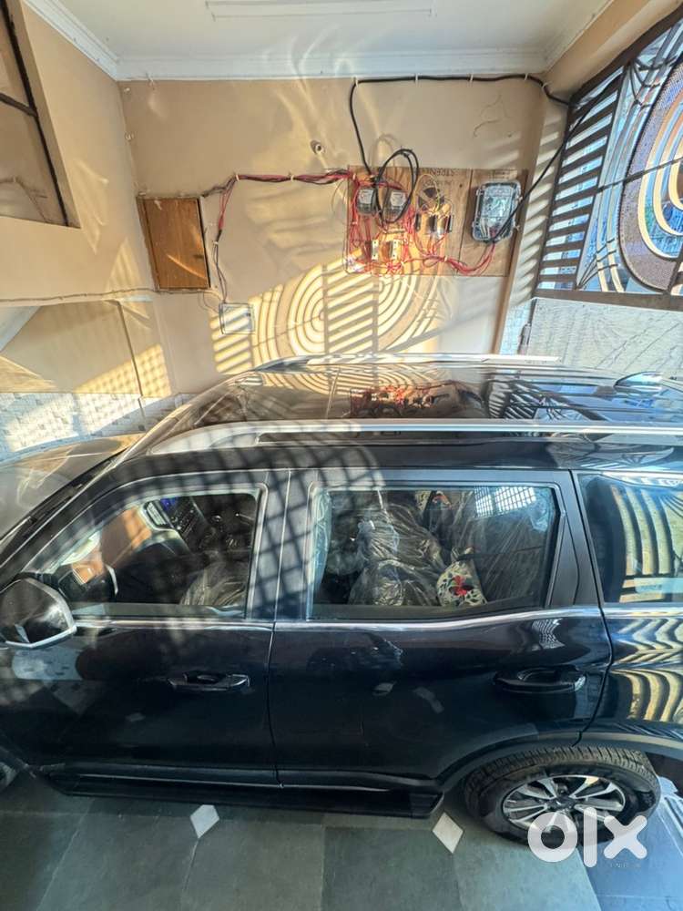 Mahindra Scorpio-n Z8 Select Petrol Manual 2025 In Showroom Condition