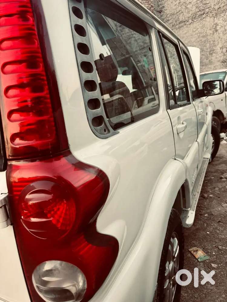 Mahindra Scorpio 2013 Diesel 80000 Km Driven