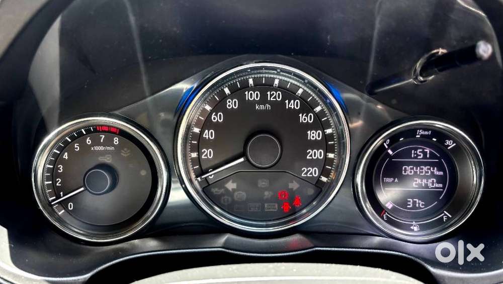 Honda City I-vtec V, 2018, Petrol