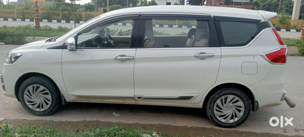 Maruti Suzuki Ertiga 1.4 Vxi Cng Anniversary Edition, 2023, Cng & Hy..