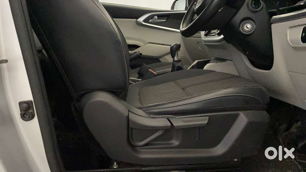 Kia Carens 1.4 Prestige 7 Str, 2022, Petrol