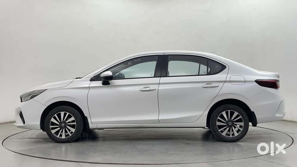 Honda City 1.5 V Cvt I-vtec Mt, 2023, Petrol