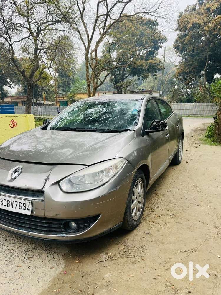 Renault Fluence 2012 Petrol Well Maintained