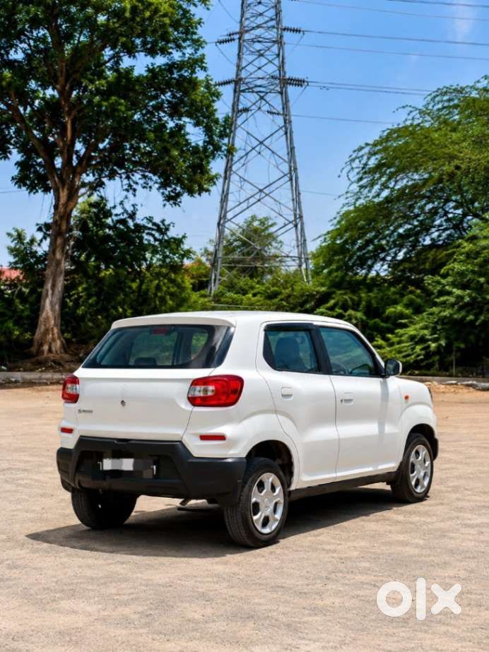 Maruti Suzuki S-presso Vxi At, 2020, Petrol
