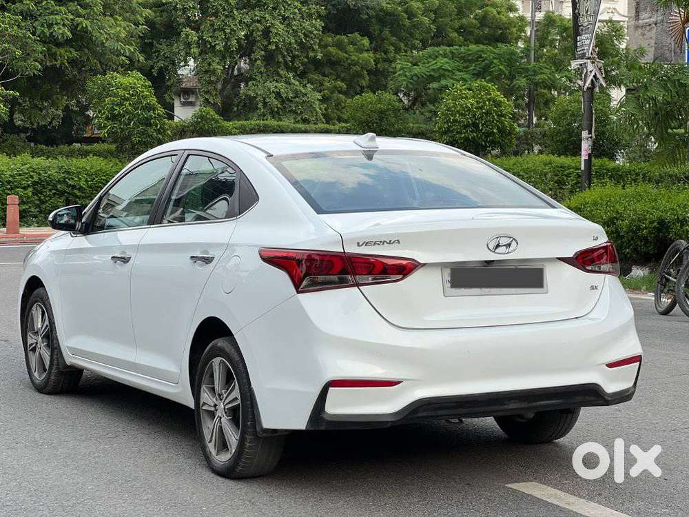 Hyundai Verna Sx 1.5 Petrol Ivt, 2019, Petrol