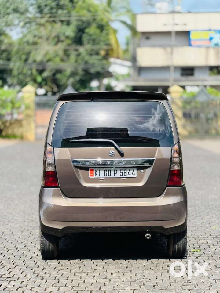 Maruti Suzuki Wagon R Vxi 1.0, 2018, Petrol