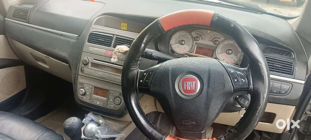 Fiat Linea Emotion 2013 Diesel Manual