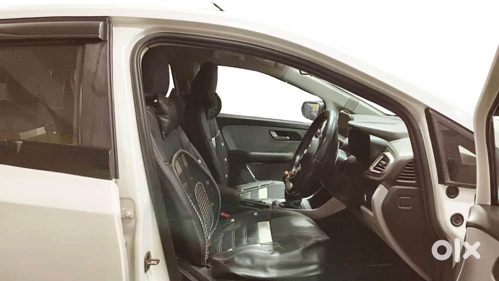 Tata Altroz Xz, 2020, Petrol