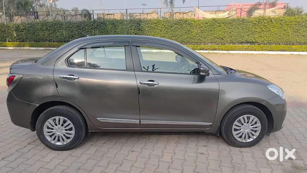 Maruti Suzuki Swift Dzire 1.3 Vxi, 2022, Petrol