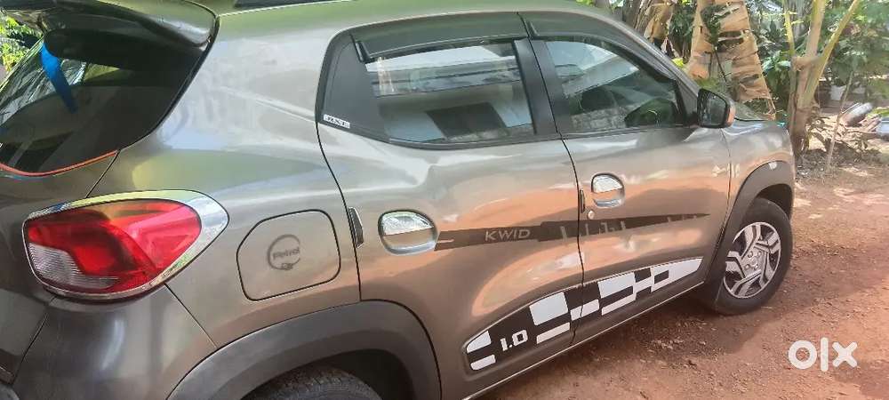 Renault Kwid ...1000cc...rxt Variant