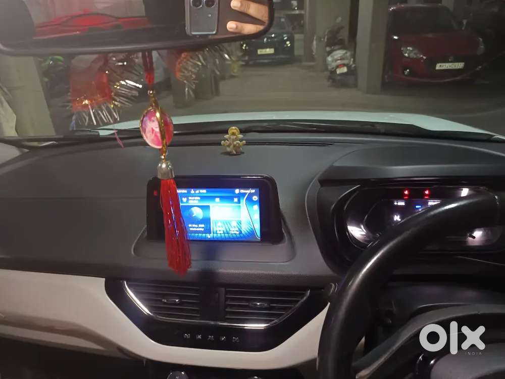 Nexon Automatic With Sunroof