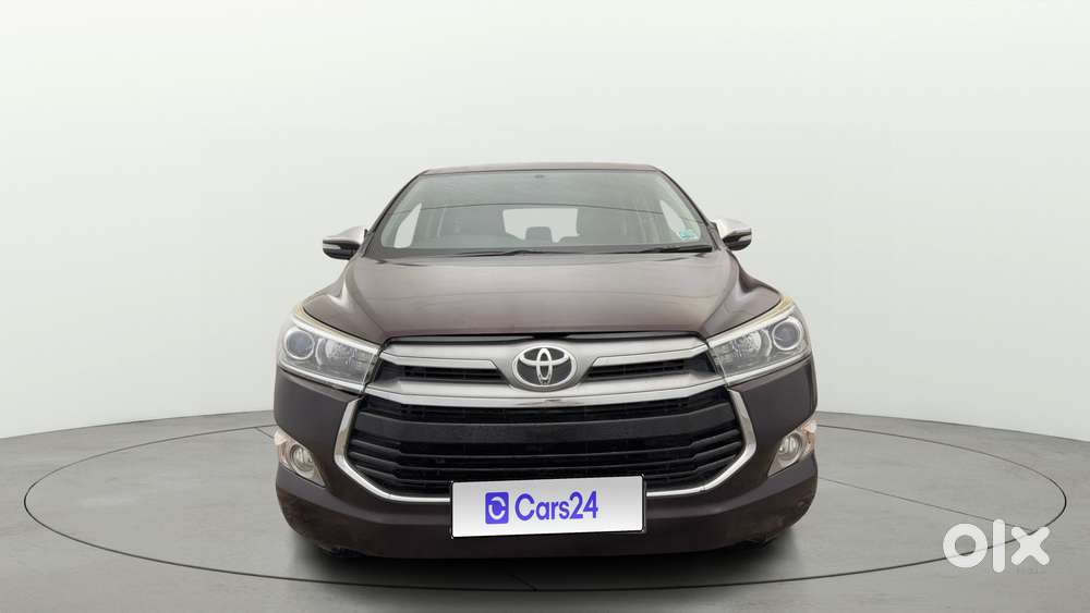 Toyota Innova Crysta 2.7 Zx At, 2016, Petrol